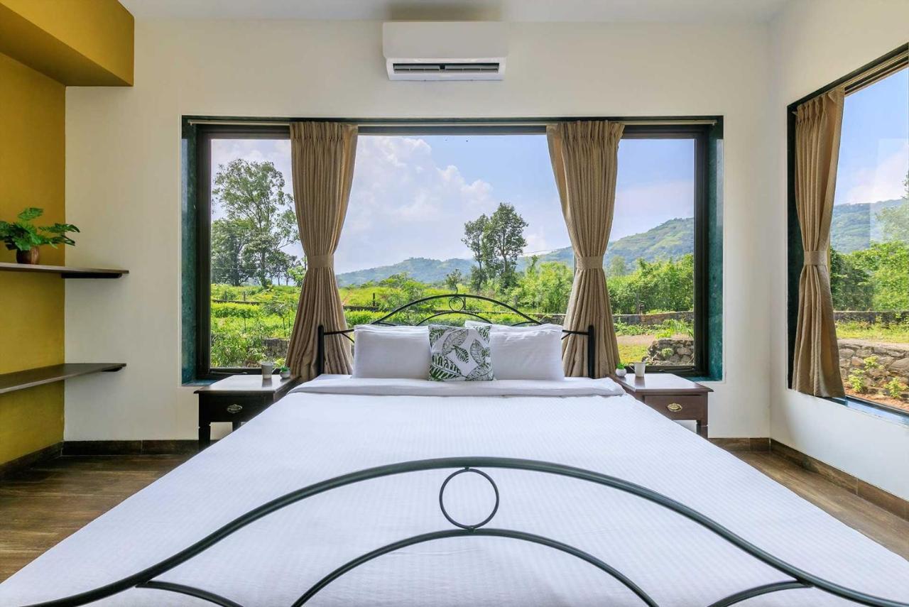 Stayvista'S Shivom Villa 2 - A Serene Escape With Views Of The Valley And Lake لونافالا المظهر الخارجي الصورة