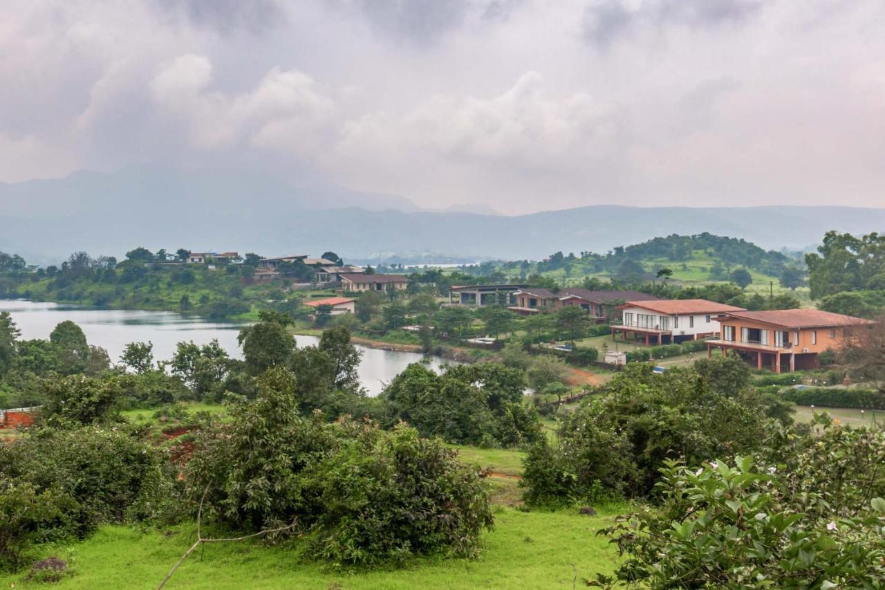 Stayvista'S Shivom Villa 2 - A Serene Escape With Views Of The Valley And Lake لونافالا المظهر الخارجي الصورة